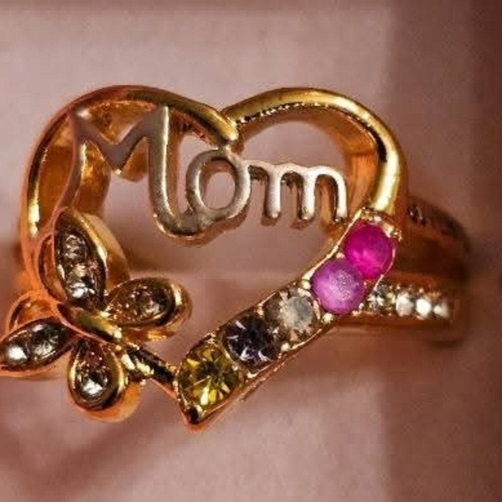 New for Arrival Trendy 2025 Fashion Heart Shaped Love Mom Ring Size 6-10 Jewelry